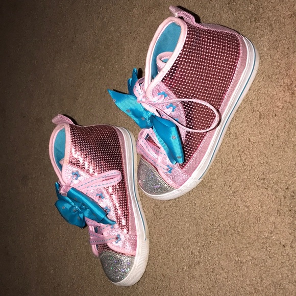 JOJO SIWA SHOES 🌈 👟 - Picture 3 of 4